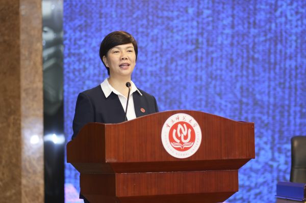 beat365中文官方网站党委书记张艳致辞。伍向前摄