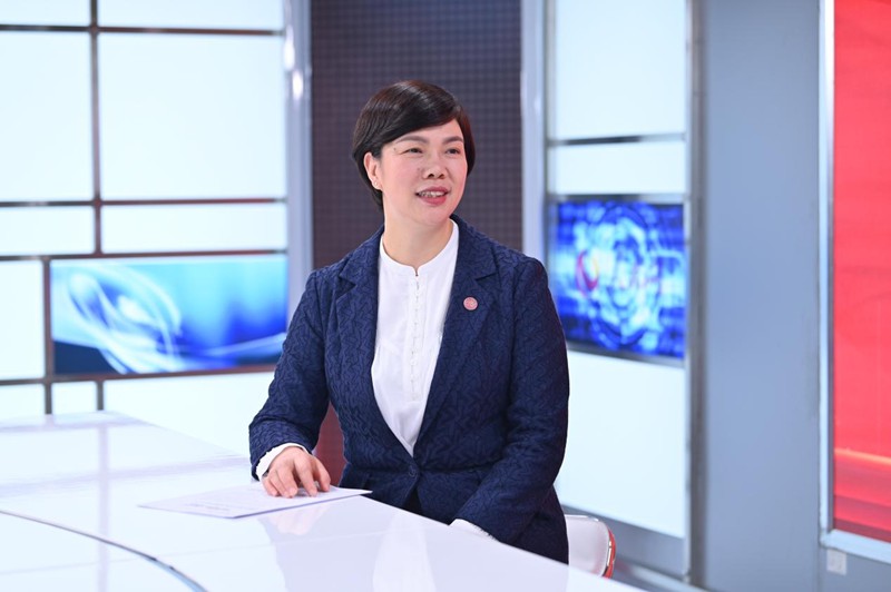 张艳做客人民网重庆、重庆发布“新时代 新征程 新重庆——2024重庆两会会客厅”系列访谈。邹乐摄 张艳做客人民网重庆、重庆发布“新时代 新征程 新重庆——2024重庆两会会客厅”系列访谈。邹乐摄